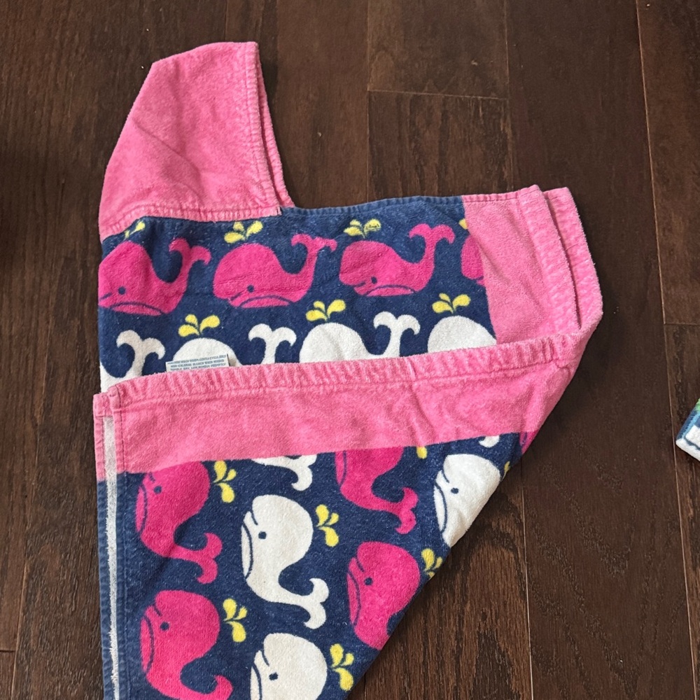 Pottery Barn Kids White Cotton Towel with Pink Trim